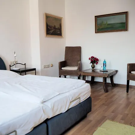 Mutter Siepe * Ludinghausen