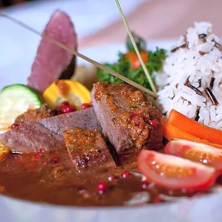 Mutter Siepe Hotel