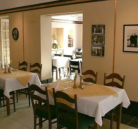 Hotel Mutter Siepe *