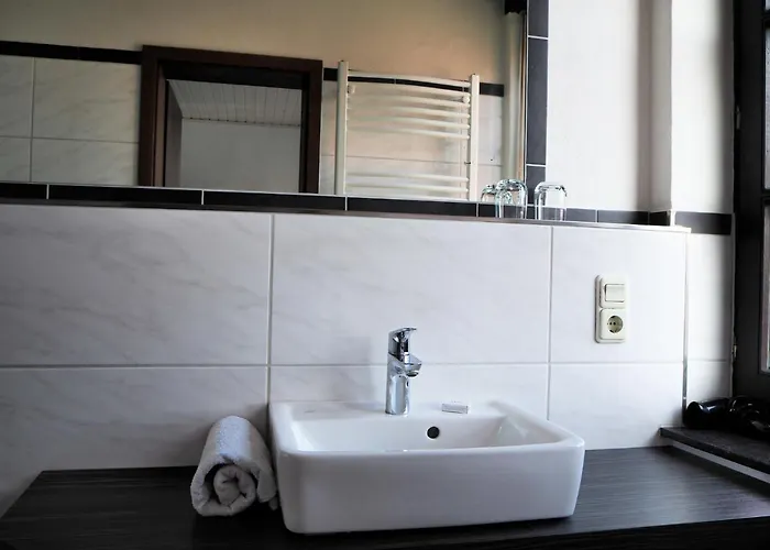 Mutter Siepe Hotel *